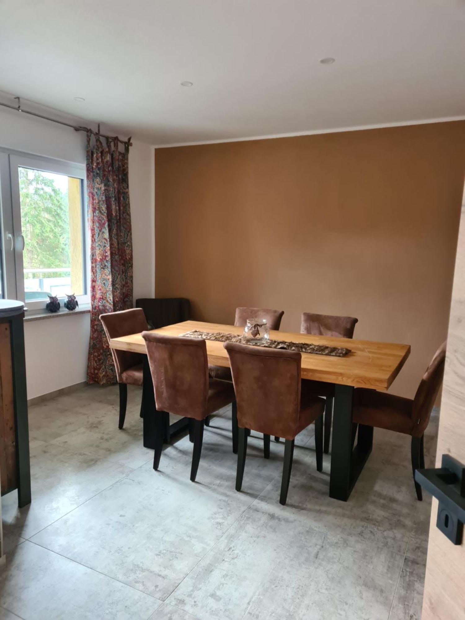 Ferienwohnung Burgblick Pelm Ngoại thất bức ảnh