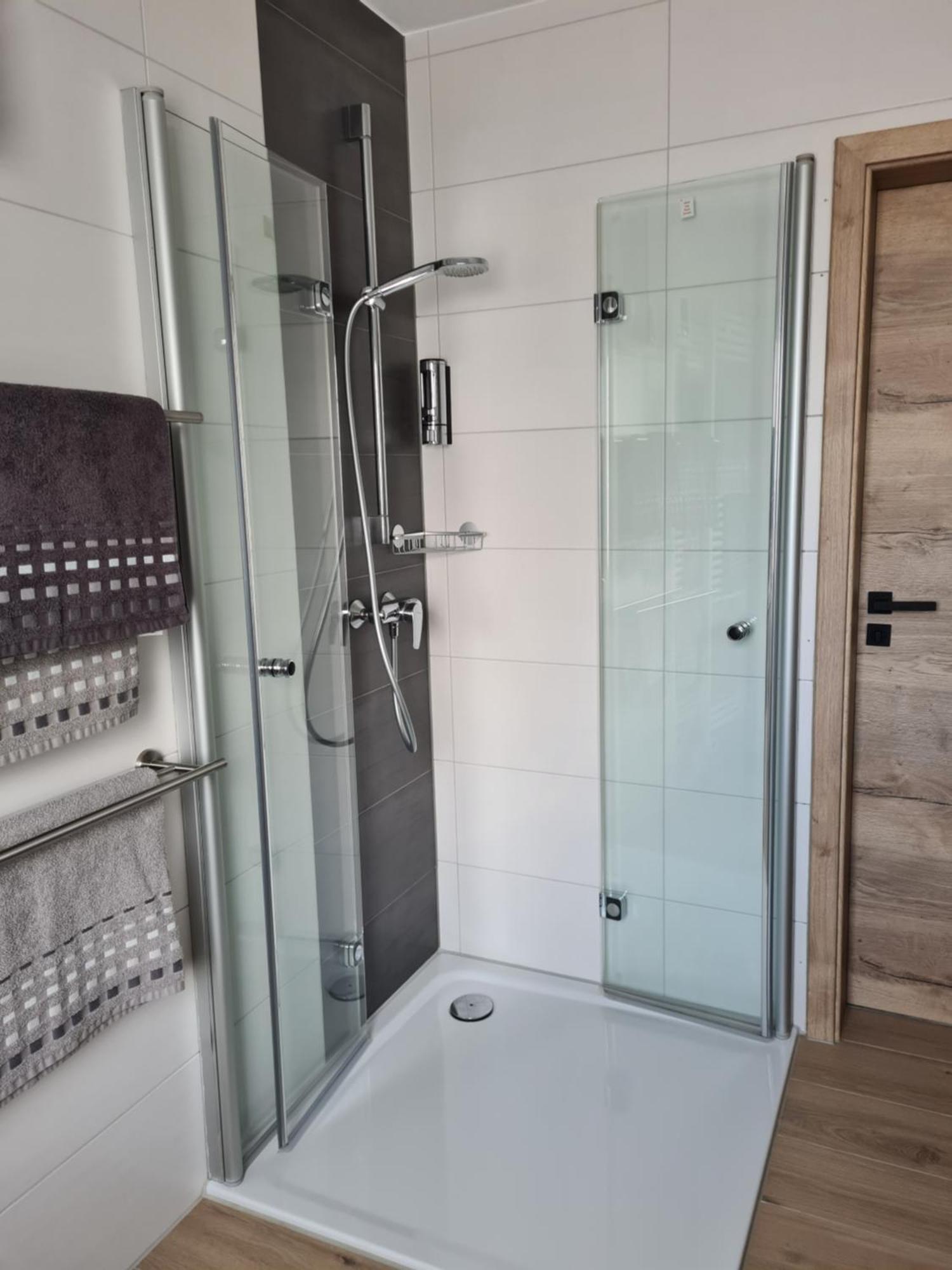 Ferienwohnung Burgblick Pelm Ngoại thất bức ảnh