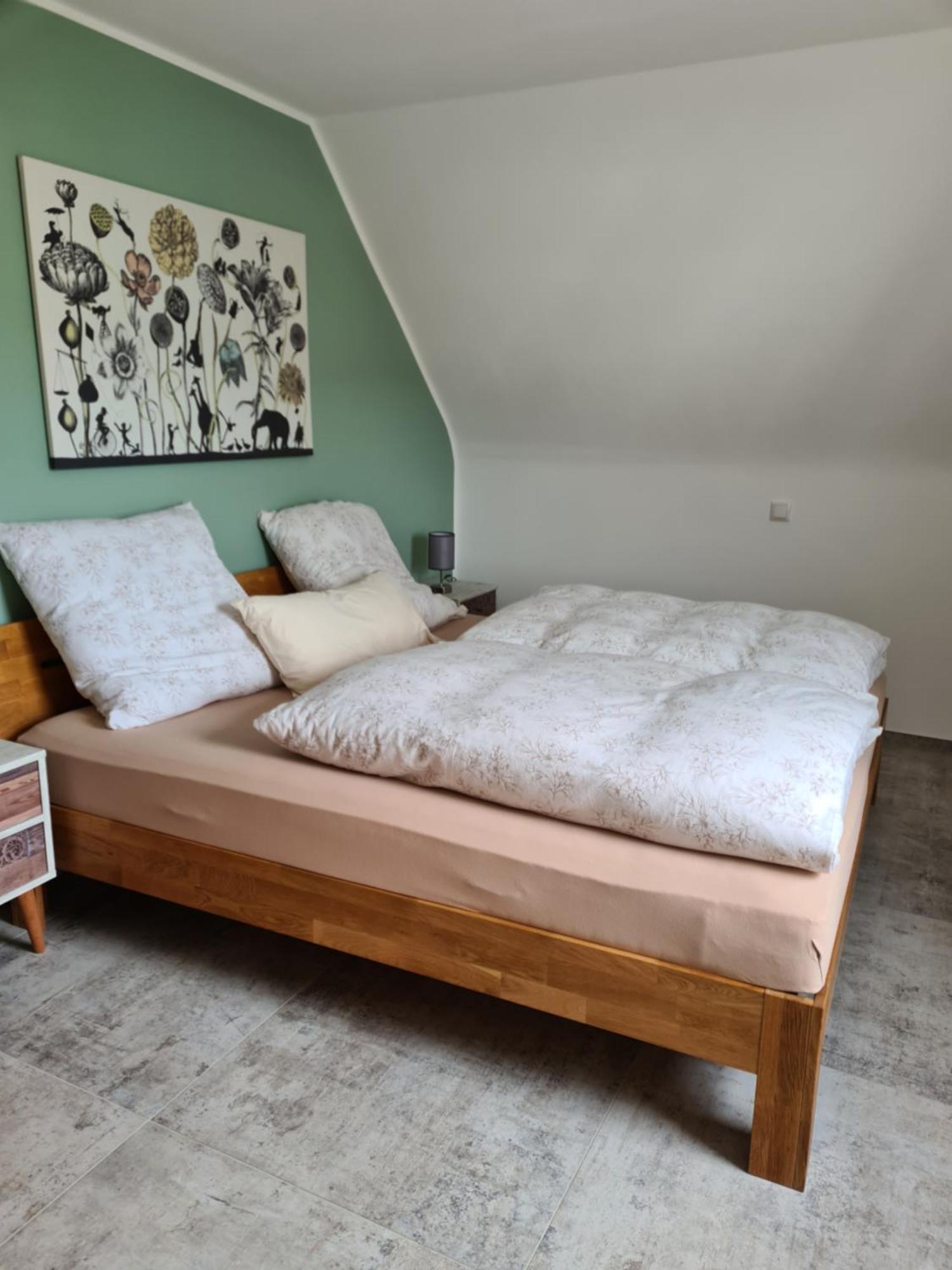 Ferienwohnung Burgblick Pelm Ngoại thất bức ảnh
